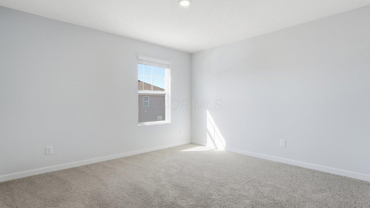 6350 Ripken Street Columbus, OH 43228 - Photo 35 of 57 _0011_034