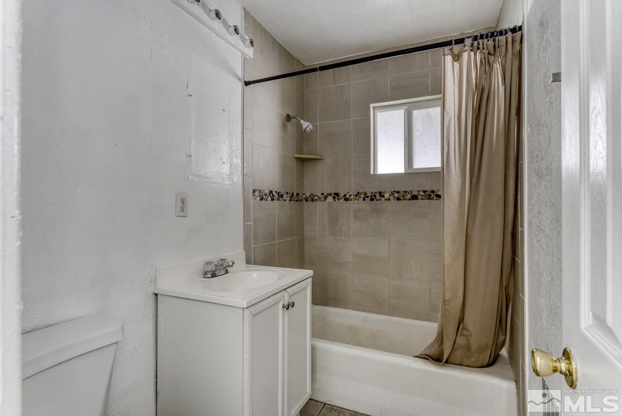 1310 Kirman Avenue Reno, NV 89502 - Photo 8 of 14 Photo 8