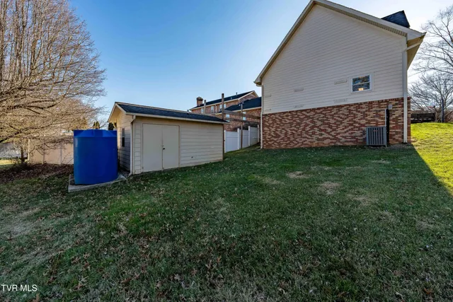 $979,000 | 3310 Berkshire Circle, Johnson City, TN 37604