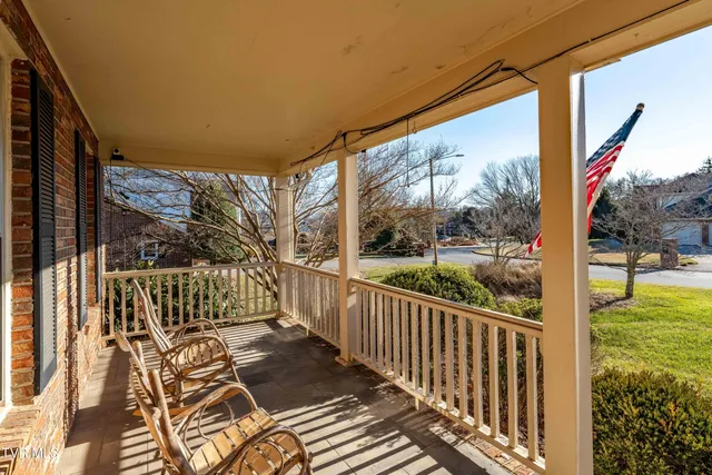 $979,000 | 3310 Berkshire Circle, Johnson City, TN 37604