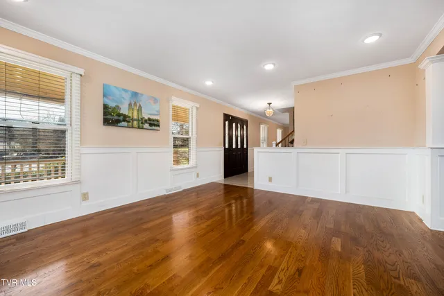 $979,000 | 3310 Berkshire Circle, Johnson City, TN 37604