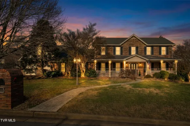 $979,000 | 3310 Berkshire Circle, Johnson City, TN 37604