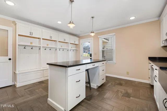 $979,000 | 3310 Berkshire Circle, Johnson City, TN 37604