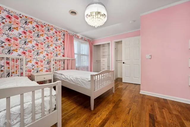 $979,000 | 3310 Berkshire Circle, Johnson City, TN 37604