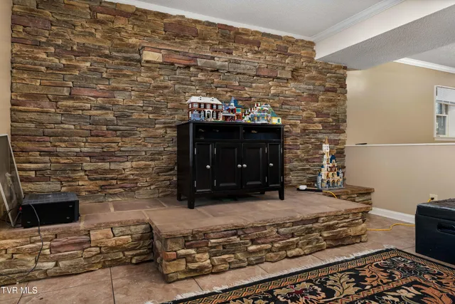 $979,000 | 3310 Berkshire Circle, Johnson City, TN 37604