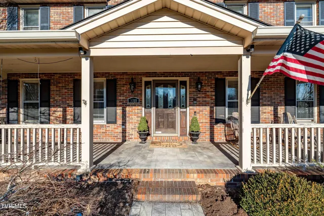$979,000 | 3310 Berkshire Circle, Johnson City, TN 37604