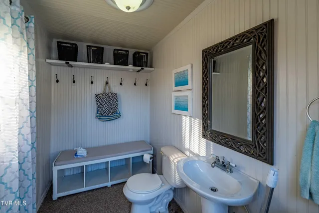 $979,000 | 3310 Berkshire Circle, Johnson City, TN 37604