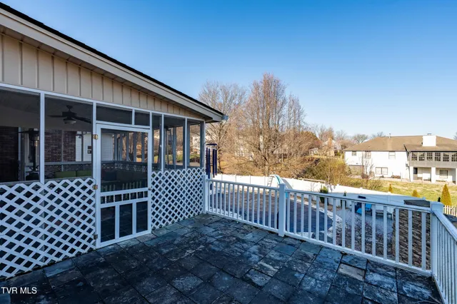 $979,000 | 3310 Berkshire Circle, Johnson City, TN 37604