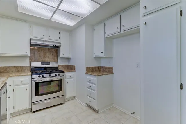 $799,999 | 8932 Biscayne Court, Unit 1318A, Huntington Beach, CA 92646