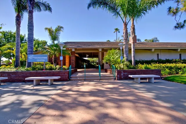 $799,999 | 8932 Biscayne Court, Unit 1318A, Huntington Beach, CA 92646