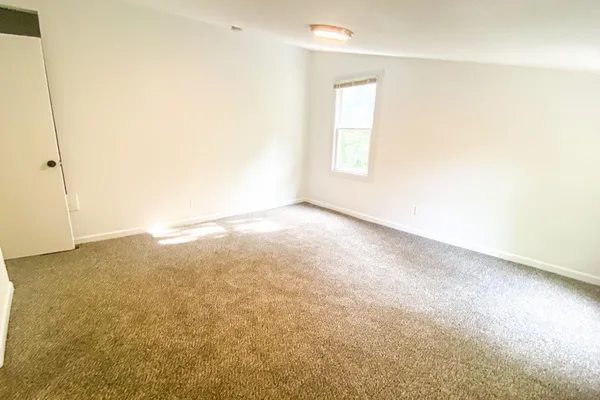 $179,000 | 317 East 5th Street, Newton, KS 67114