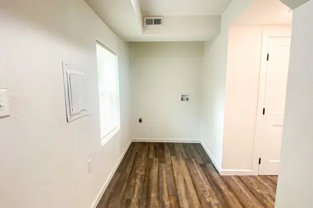 $179,000 | 317 East 5th Street, Newton, KS 67114