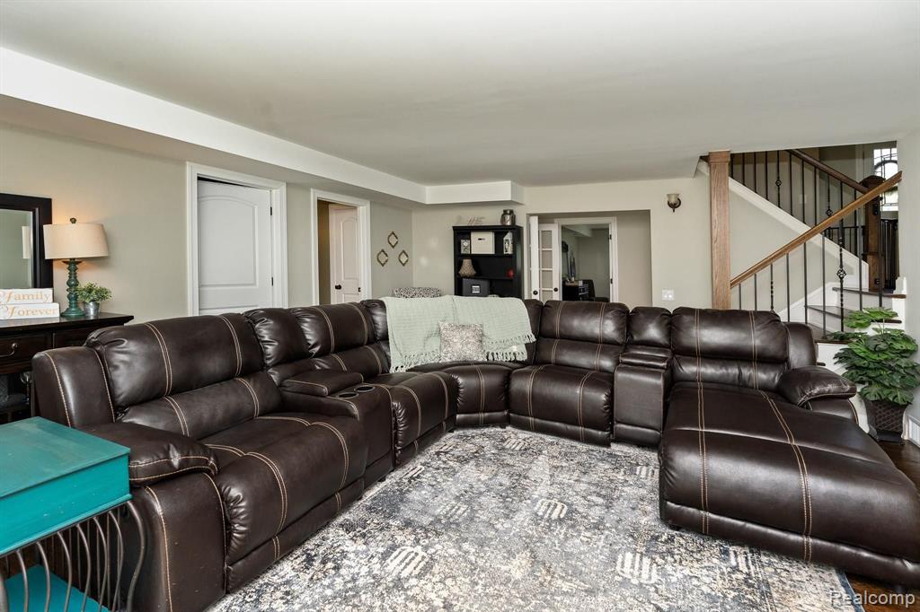 1155 Portsmouth Road Rochester Hills, MI 48309 - Photo 47 of 60