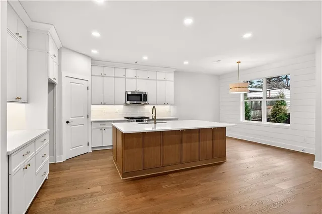 $750,000 | 467 Lawrenceville Street Northwest, Norcross, GA 30071