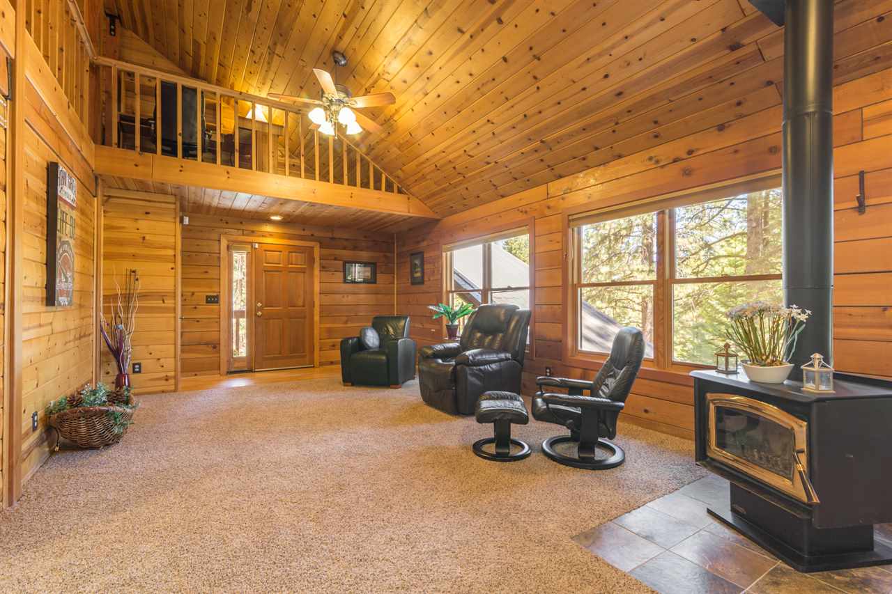 10505 Martis Valley Road Truckee, CA 96161 - Photo 4 of 14 Gallery Image 4