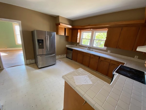 154 Maple Street Fall River, MA 02720 - Photo 29 of 35 Gallery Image 29