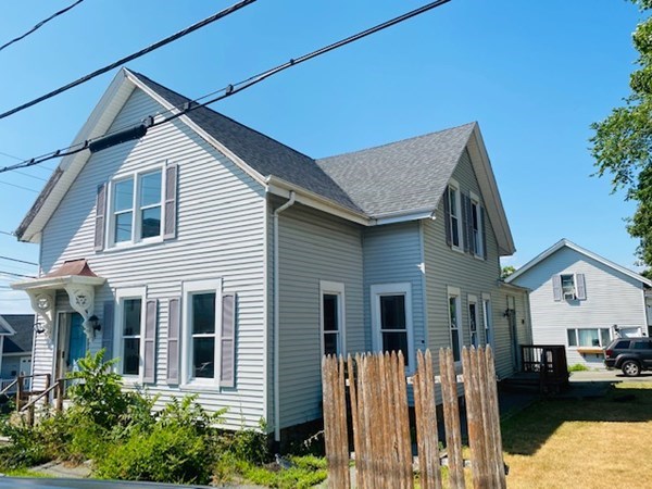 154 Maple Street Fall River, MA 02720 - Photo 8 of 35 Gallery Image 8