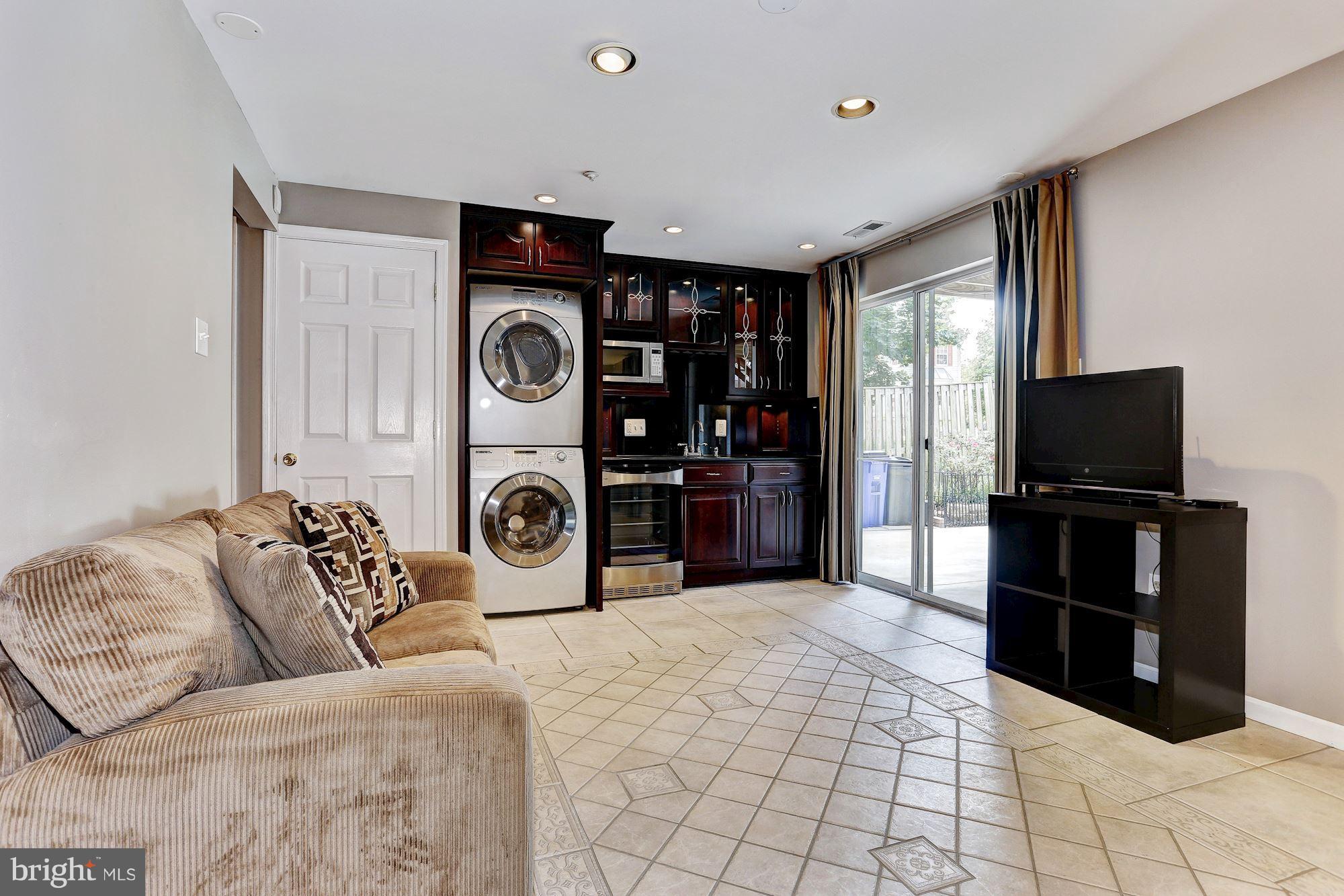 9310 Ridings Way Laurel, MD 20723 - Photo 22 of 29 Family Room/ Optional Bedroom