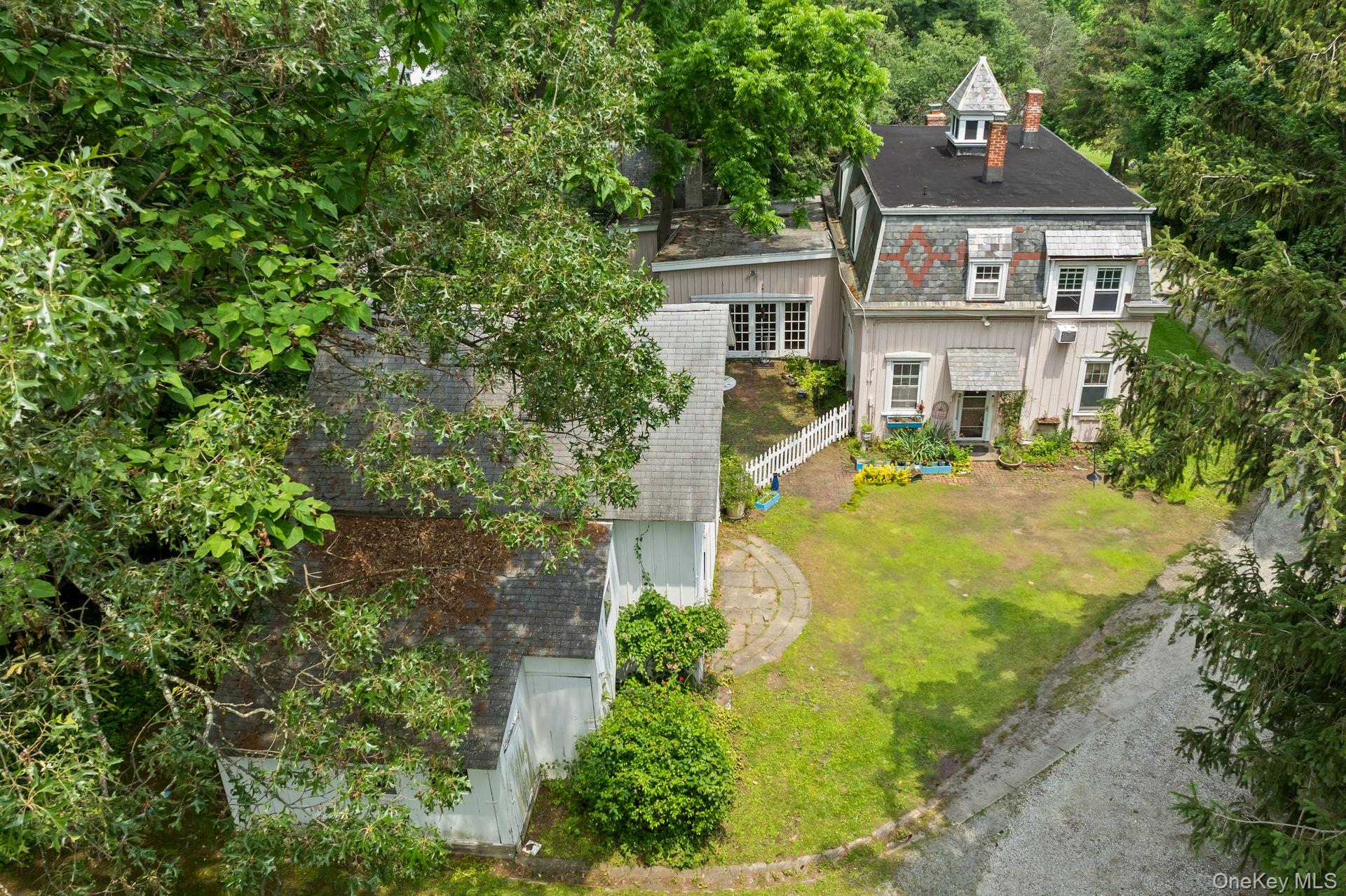 383 West Neck Road Lloyd Harbor, NY 11743 - Photo 4 of 50 Gallery Image 4