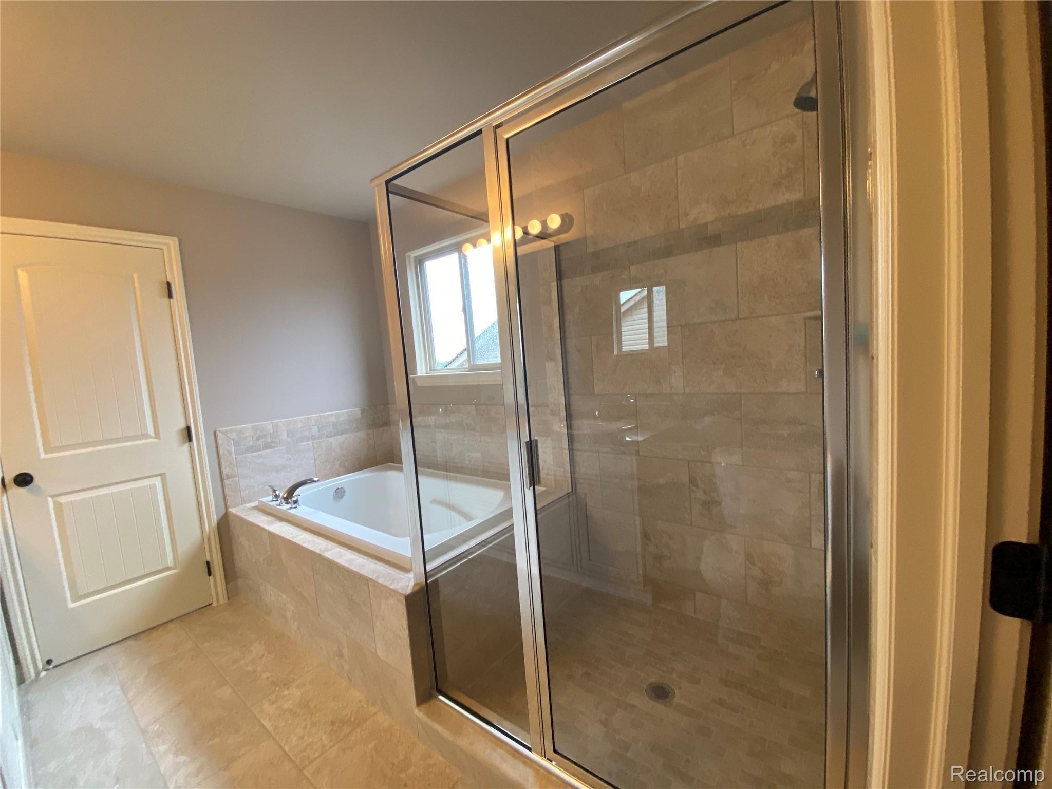 23839 Ravenswood Road Macomb, MI 48042 - Photo 17 of 17 IMG_1993.JPG