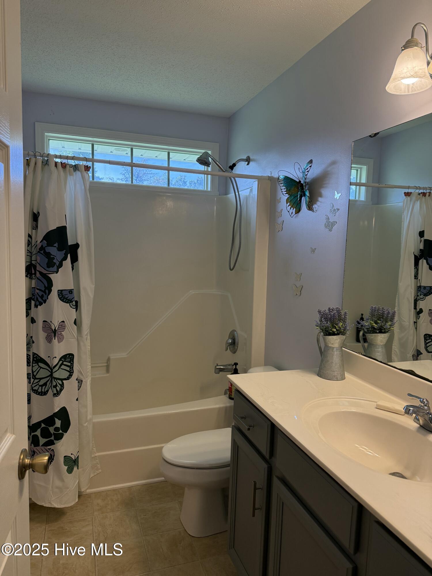 111 Evans Mill Road New Bern, NC 28562 - Photo 20 of 25 Hall Bathroom