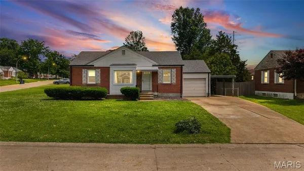 $185,000 | 7322 Parkwood Drive, St. Louis, MO 63116