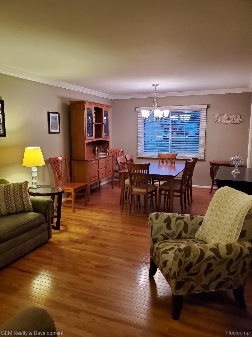 18810 Gill Road Livonia, MI 48152 - Photo 8 of 43 0.jpeg