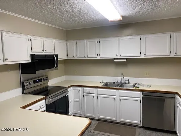 $1,650 | 5628 Moorstone Drive, Baton Rouge, LA 70820