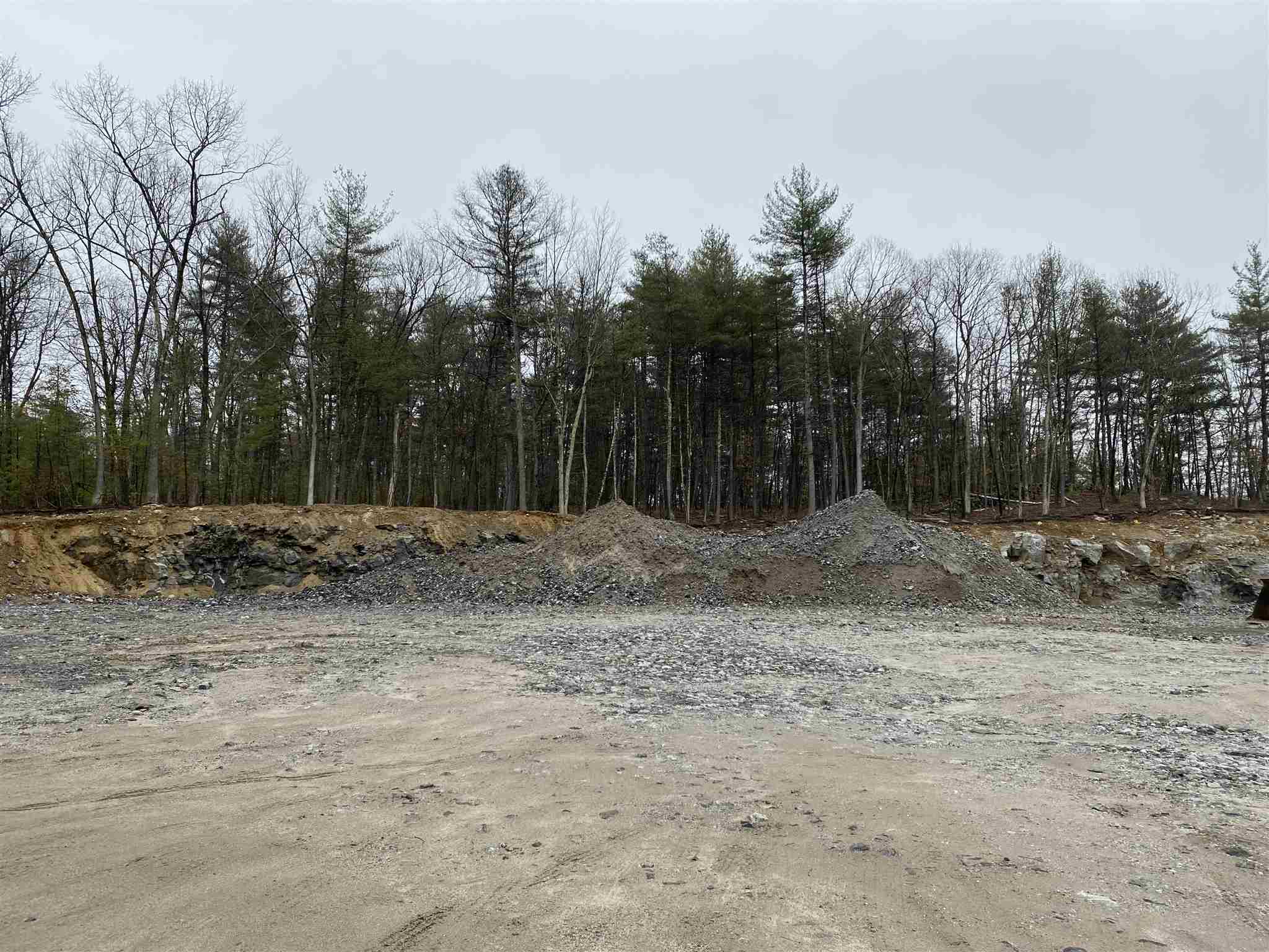 6 Chapin Road Windham, NH 03087 - Photo 2 of 6