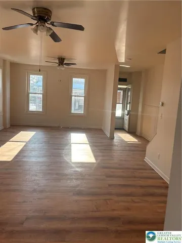 $1,800 | 123 2nd Street, Catasauqua, PA 18032