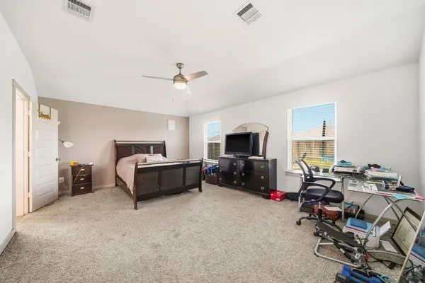 $285,000 | 8210 Buck Lane, Rosharon, TX 77583
