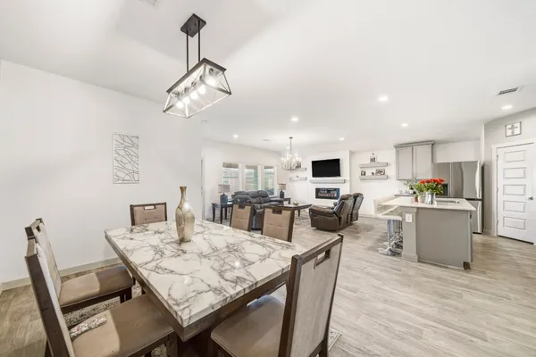 $285,000 | 8210 Buck Lane, Rosharon, TX 77583