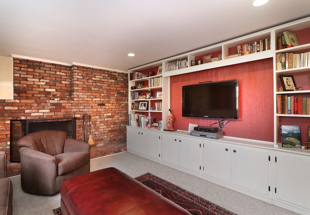 6 Thoreau Road Acton, MA 01720 - Photo 13 of 29 Gallery Image 13