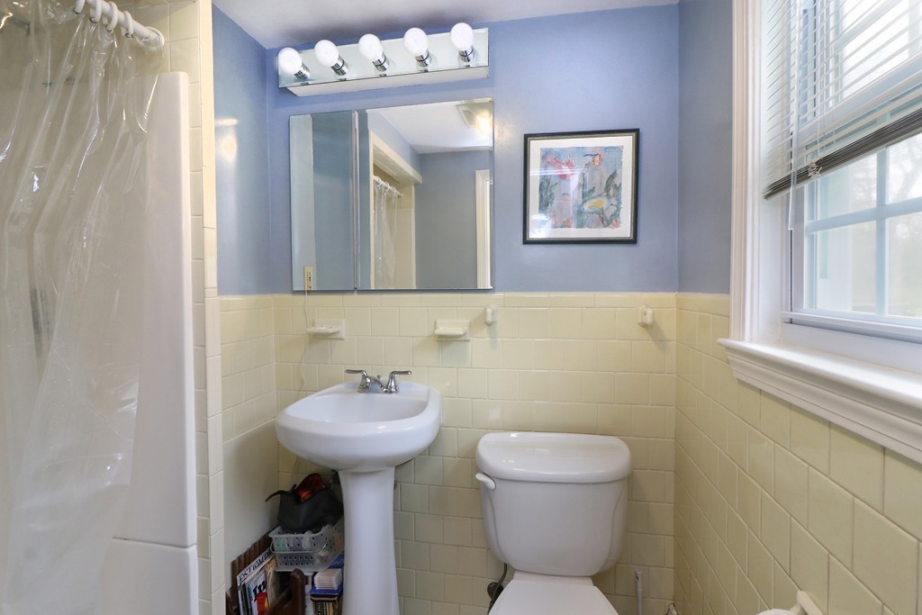 6 Thoreau Road Acton, MA 01720 - Photo 27 of 29 Gallery Image 27