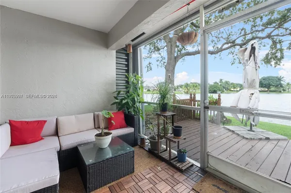 $2,550 | 796 Banks Road, Unit 796, Coconut Creek, FL 33063