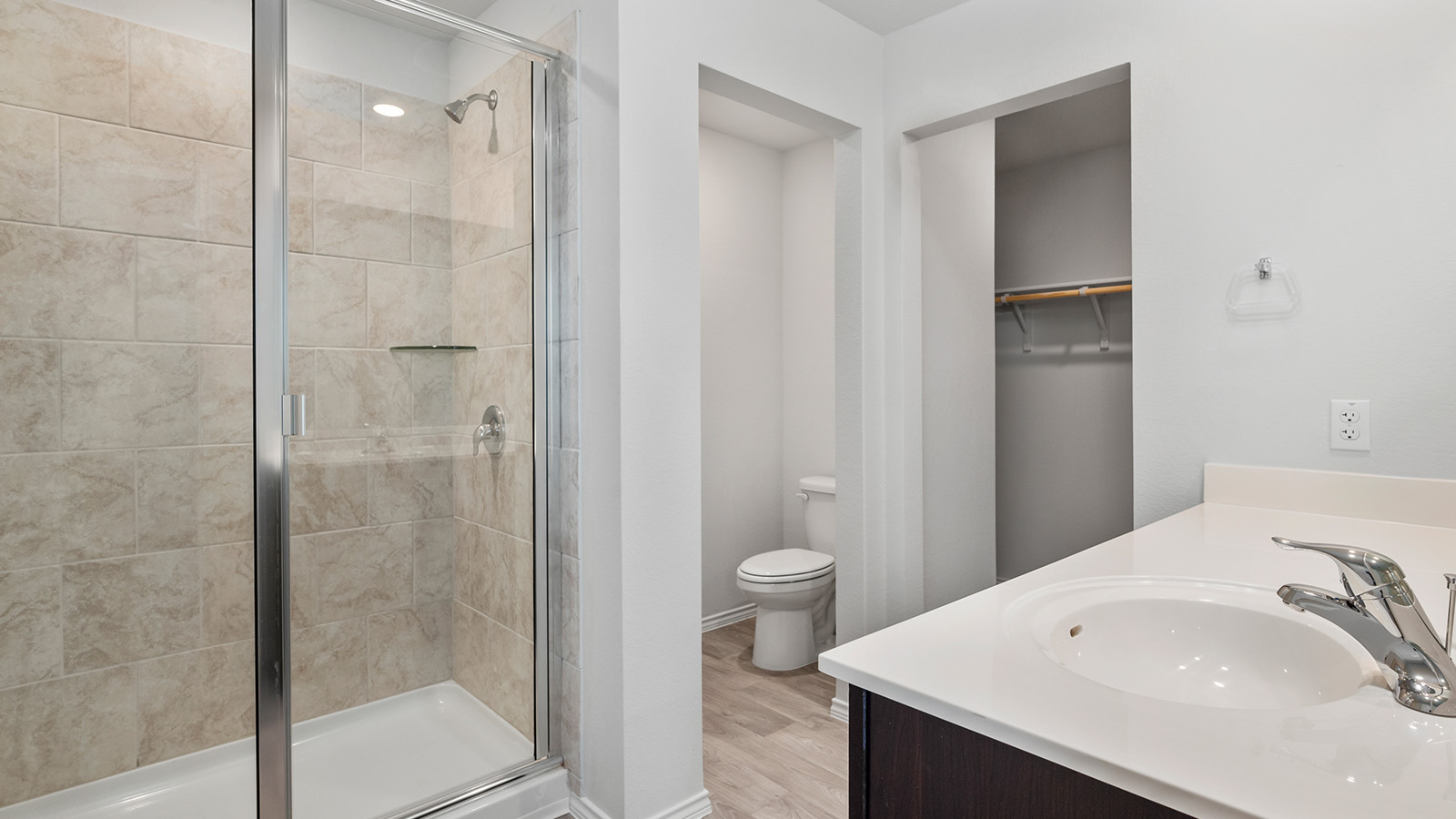 1418 Victory Rnch Trail Killeen, TX 76549 - Photo 13 of 22 A well-appointed bathroom features a spacious shower and a vanity with ample counter space.