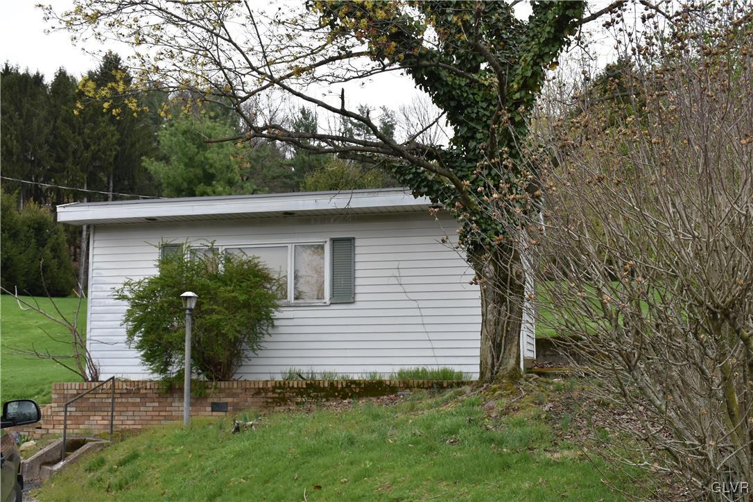 2185 Wassergass Road Hellertown, PA 18055 - Photo 5 of 23 Gallery Image 5