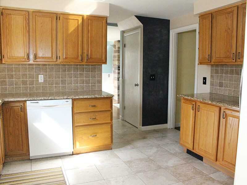 35 Commack Road East Providence, RI 02914 - Photo 7 of 13 Kitchen.