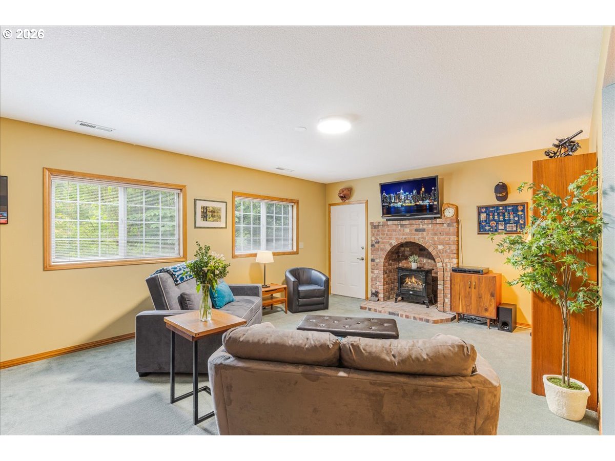 14550 Northeast Spring Creek Lane Newberg, OR 97132 - Photo 23 of 48