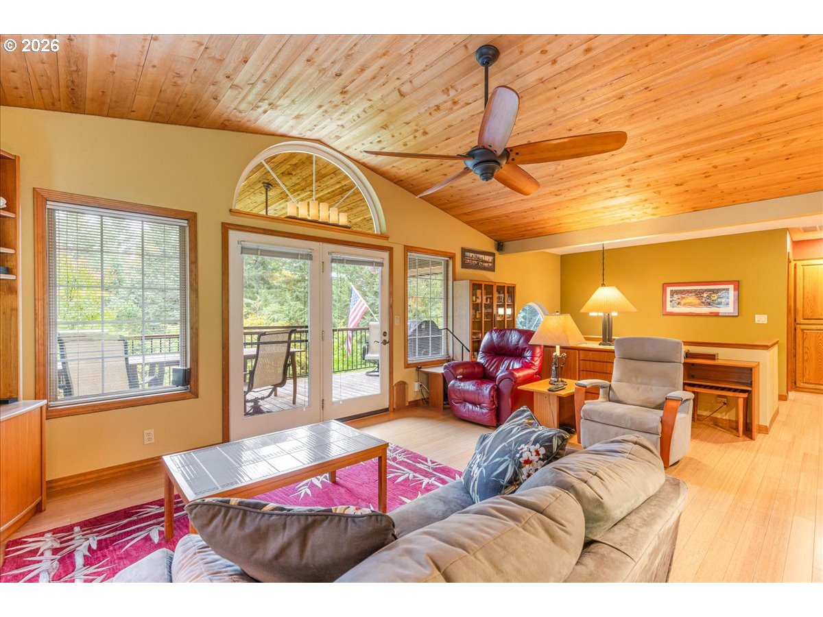 14550 Northeast Spring Creek Lane Newberg, OR 97132 - Photo 5 of 48