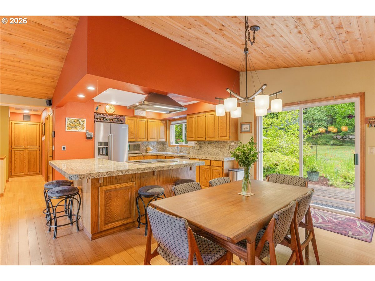 14550 Northeast Spring Creek Lane Newberg, OR 97132 - Photo 9 of 48