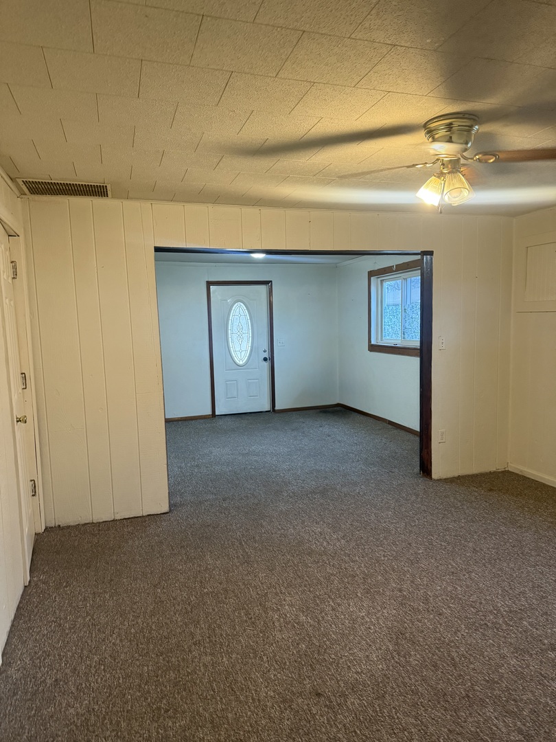 312 East 11th Street Georgetown, IL 61846 - Photo 13 of 25 a view of empty room