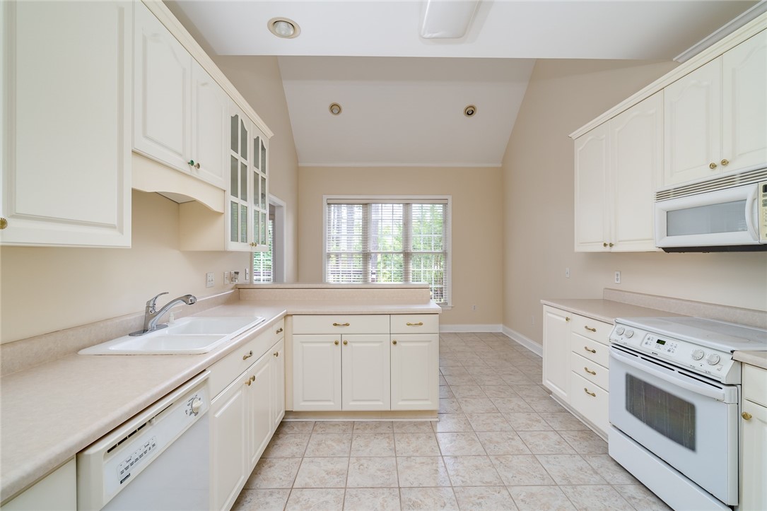 202 Sapphire Valley Anderson, SC 29621 - Photo 15 of 43 Gallery Image 15