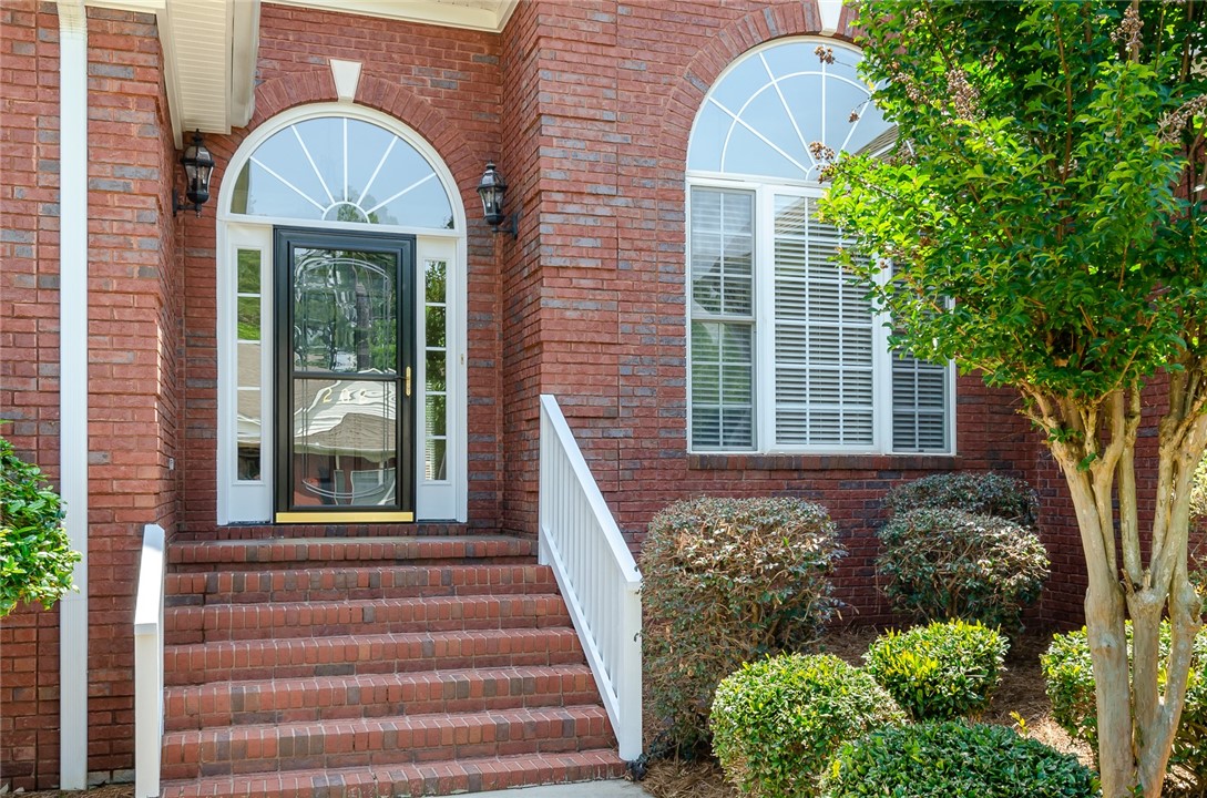 202 Sapphire Valley Anderson, SC 29621 - Photo 4 of 43 Gallery Image 4