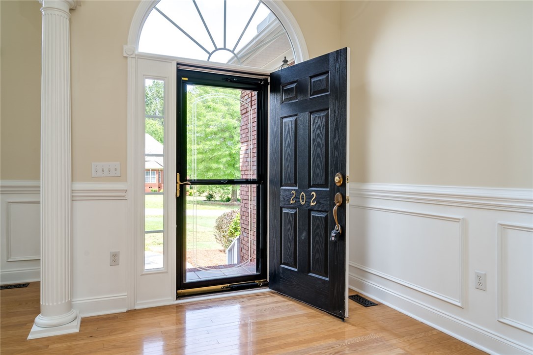 202 Sapphire Valley Anderson, SC 29621 - Photo 5 of 43 Gallery Image 5