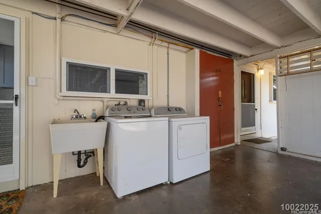 $1,875 | 99-711 Halawa Drive, Unit A, Aiea, HI 96701