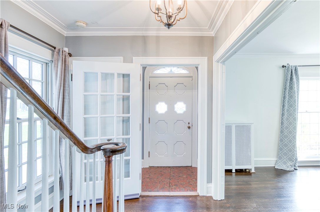 3320 Dorchester Road Cleveland, OH 44120 - Photo 2 of 40 Gallery Image 2