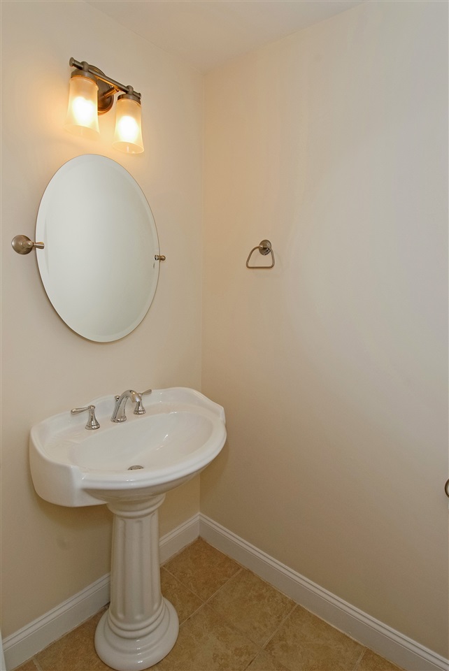 180-9 Drakeside Road, Unit 9 Hampton, NH 03842 - Photo 7 of 26