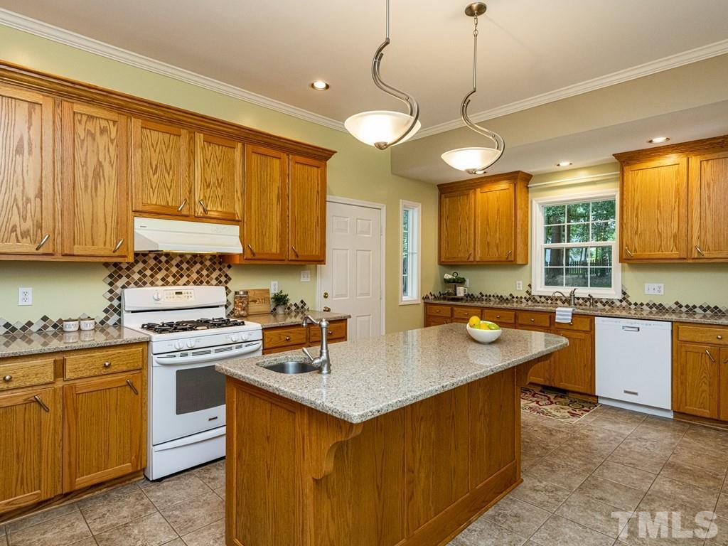 1903 Patterson Grove Road Apex, NC 27502 - Photo 4 of 30 Gallery Image 4