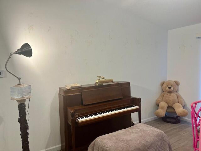 3665 Southeast Lower Street Stuart, FL 34997 - Photo 8 of 20 a living room with furniture